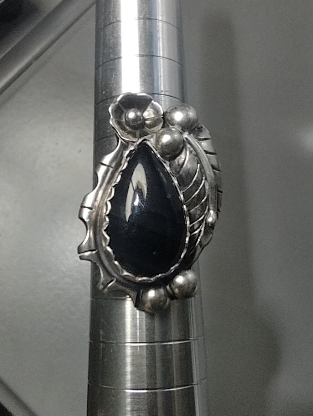 Vintage 925 Sterling Silver Native American Navajo Black Onyx Ring Size 7.5